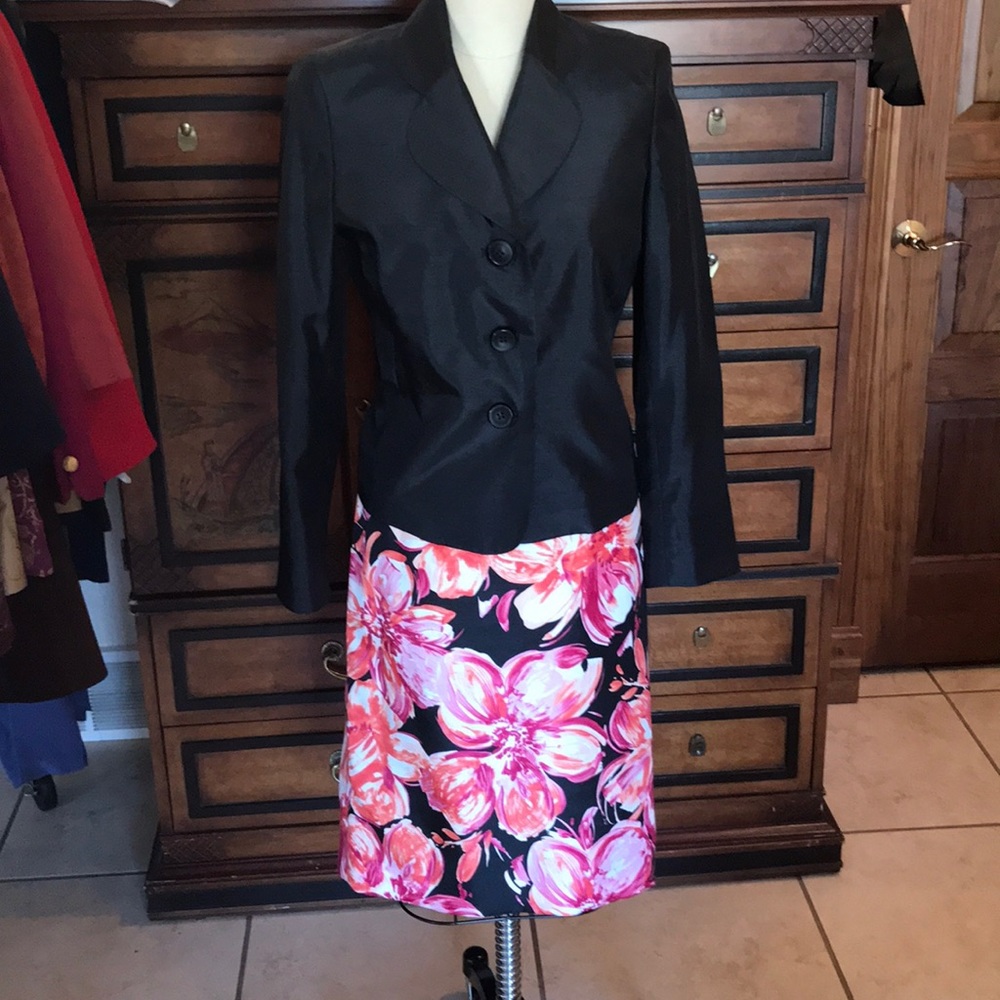 Evan Picone Suit